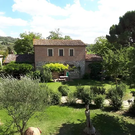 アパート Monte Santa Maria Tiberina Sleeps 4 Pool Wifi