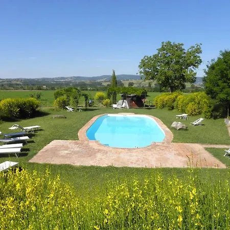 Monte Santa Maria Tiberina Sleeps 4 Pool Wifi Apartment