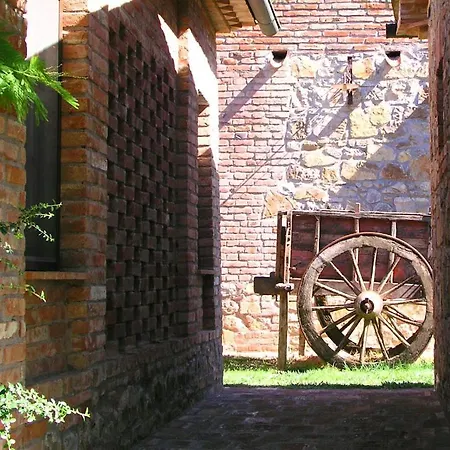 Monte Santa Maria Tiberina Sleeps 4 Pool Wifi Apartment *