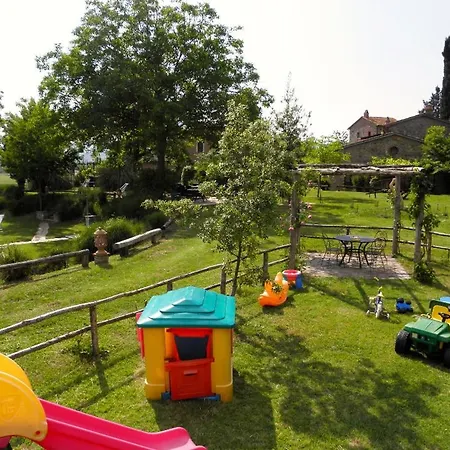 Monte Santa Maria Tiberina Sleeps 4 Pool Wifi アパート